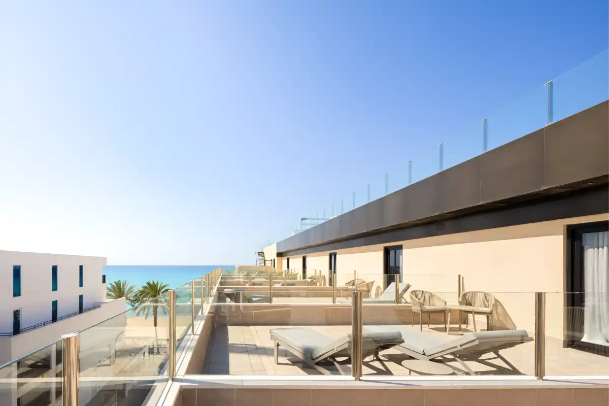 Solarium terrace Hotel Eden Palma Playa