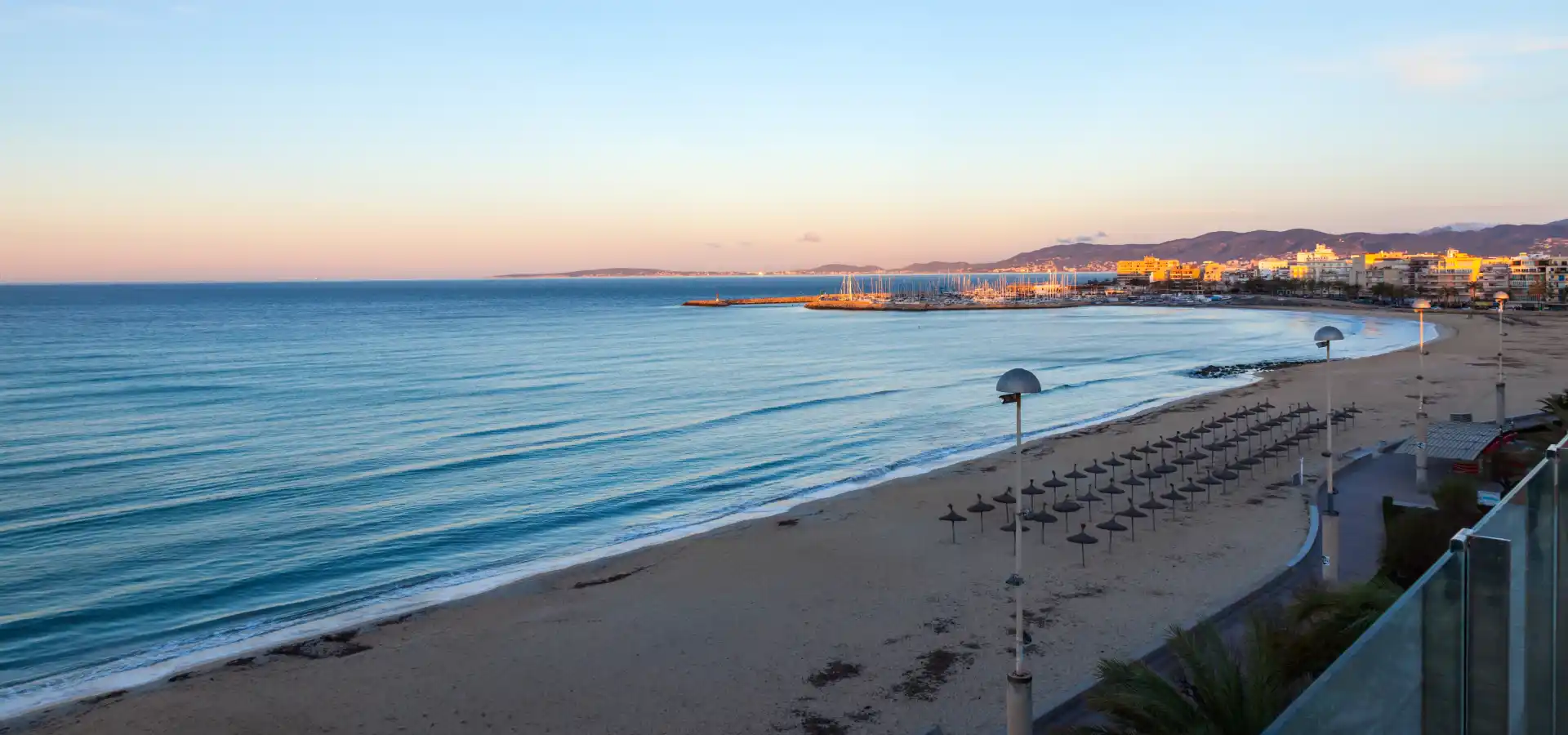 amanecer en playa de palma