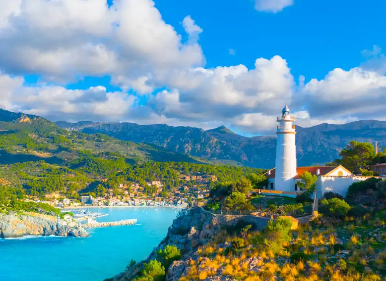 faro puerto de soller