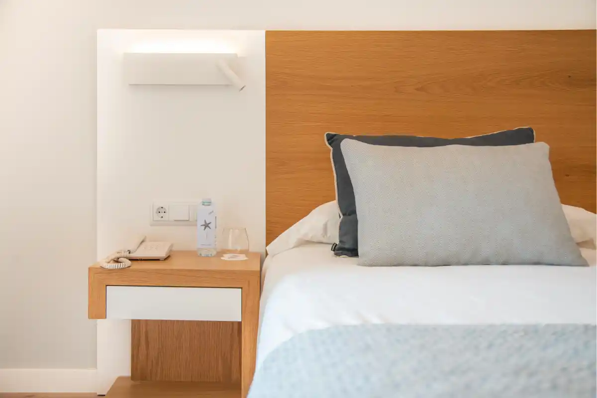 Bed in the double room at Hotel Eden Sóller