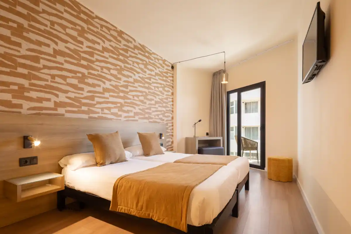 Side sea view room at Hotel Eden Palma Playa