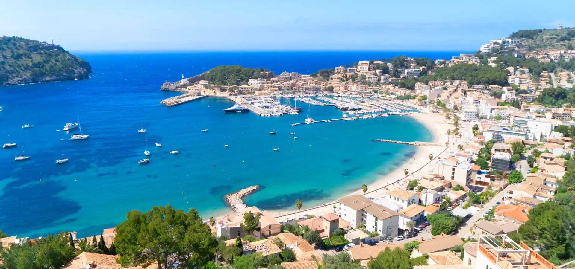 aerial view puerto de sóller